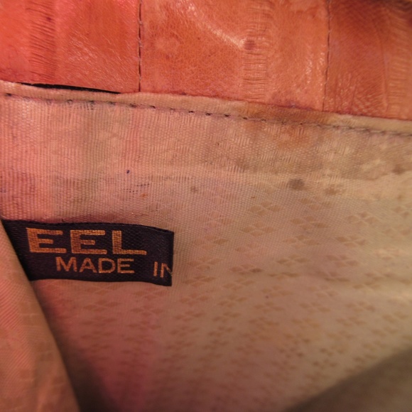 VINTAGE GENUINE EEL SKIN LEATHER CLUTCH WITH DETACHABLE SHOULDER STRAP - Picture 14 of 16